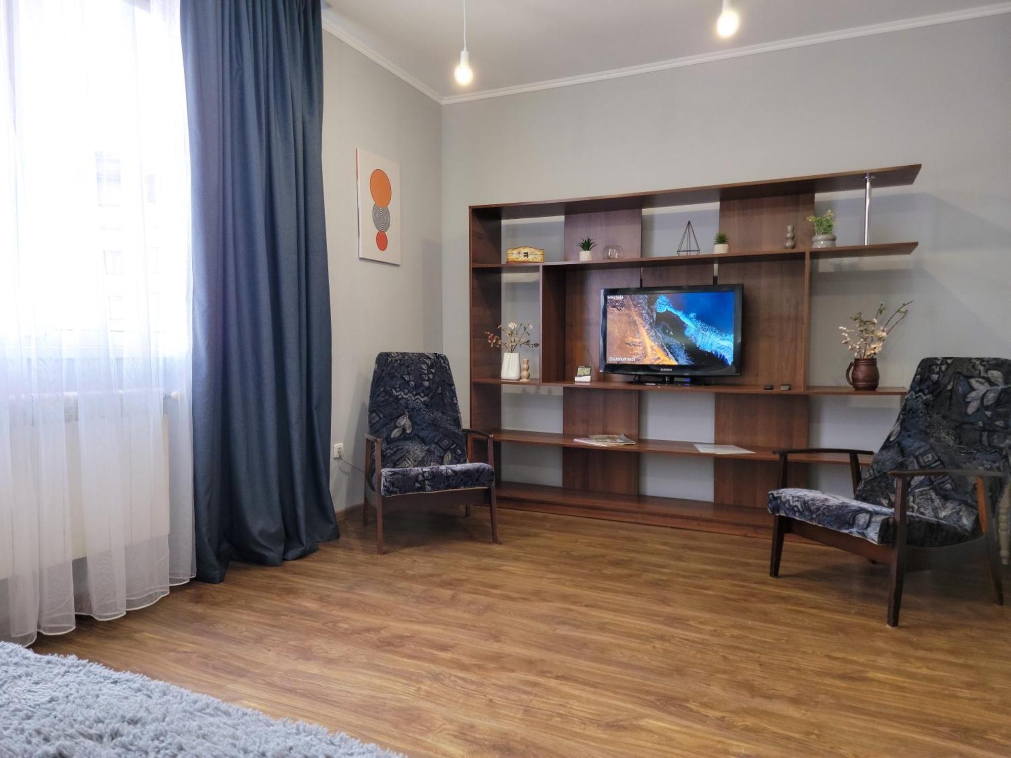 Fine Ap4Youif Ivano-Frankivsk Quarto foto